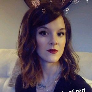 Meet your Posher, Brooke